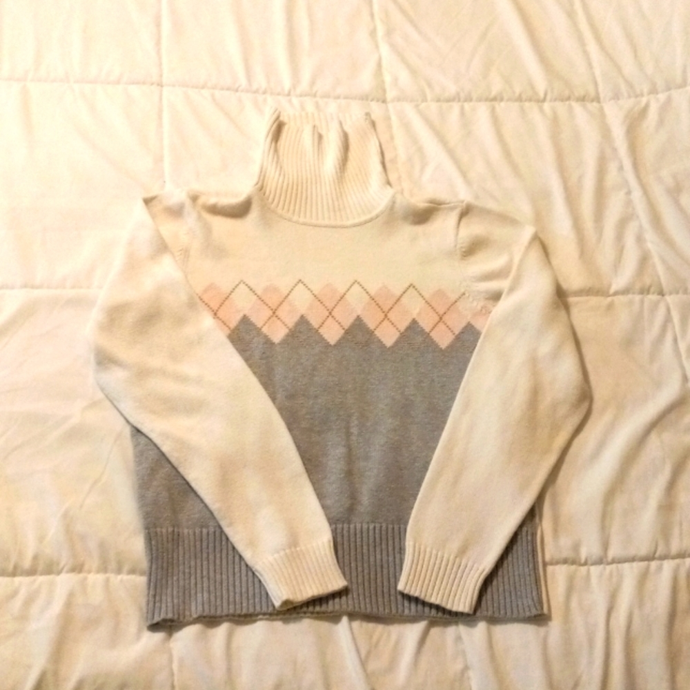 All cotton sweater